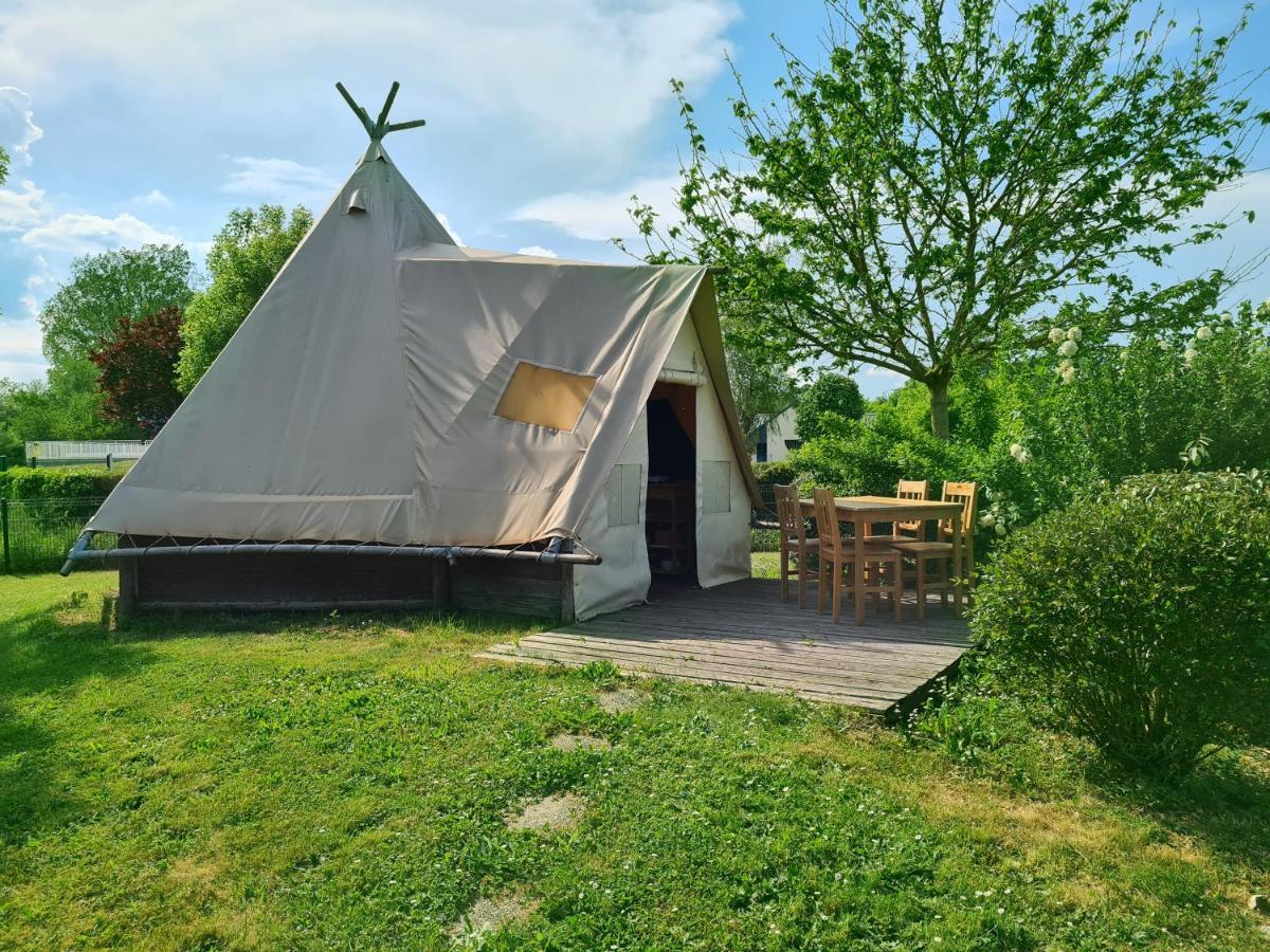 Resort & Camping - Val De Braye Besse-sur-Braye Экстерьер фото